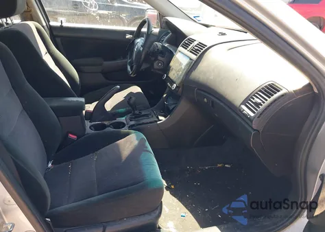 2005 Honda Accord 2.4 Lx from USA, damaged, VIN 1HGCM55415A101271